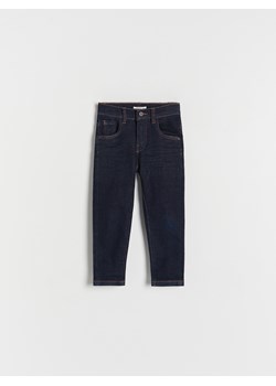 Reserved - Elastyczne jeansy slim - granatowy ze sklepu Reserved w kategorii Spodnie i półśpiochy - zdjęcie 166759653