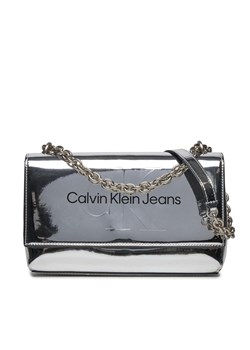 Torebka Calvin Klein Jeans Sculpted Ew Flap Conv25 Mono S K60K611856 Srebrny ze sklepu eobuwie.pl w kategorii Kopertówki - zdjęcie 166770574