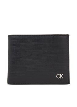 Portfel męski Calvin Klein Ck Set Bifold 5Cc W/Coin K50K510879 Czarny ze sklepu eobuwie.pl w kategorii Portfele męskie - zdjęcie 166773284