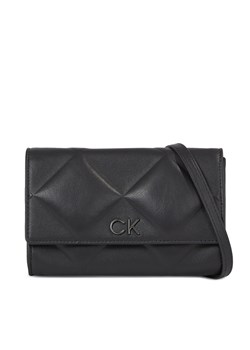 Torebka Calvin Klein Re-Lock Quilt Mini Bag K60K611086 Czarny ze sklepu eobuwie.pl w kategorii Listonoszki - zdjęcie 166776960