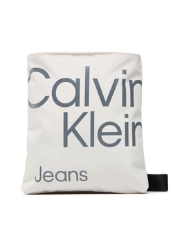 Saszetka Calvin Klein Jeans Sport Essentials Flatpack18 Aop K50K509825 Beżowy ze sklepu eobuwie.pl w kategorii Saszetki - zdjęcie 166789061