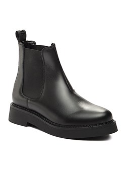 Sztyblety Tommy Jeans Tjw Chelsea Flat Boot EN0EN02311 Black BDS ze sklepu eobuwie.pl w kategorii Botki - zdjęcie 166799651