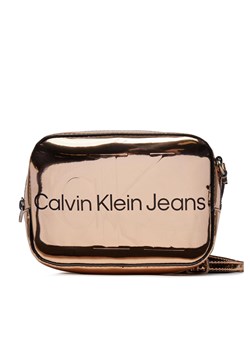 Torebka Calvin Klein Jeans Sculpted Camera Bag18 Mono F K60K611859 Różowy ze sklepu eobuwie.pl w kategorii Listonoszki - zdjęcie 166810922