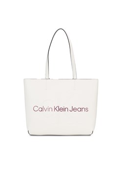 Torebka Calvin Klein Jeans Sculpted Shopper29 Mono K60K610276 Ivory YBI ze sklepu eobuwie.pl w kategorii Torby Shopper bag - zdjęcie 166828531