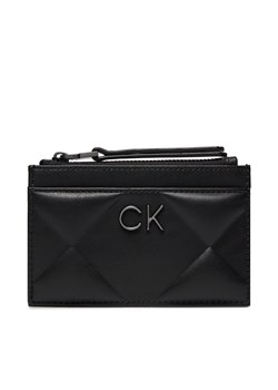 Etui na karty kredytowe Calvin Klein Re-Lock Quilt Cardholder K60K611372 Czarny ze sklepu eobuwie.pl w kategorii Etui - zdjęcie 166873011