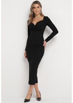Czarna Dopasowana Sukienka Maxi z Kopertowym Dekoltem Mistena ze sklepu Born2be Odzież w kategorii Sukienki - zdjęcie 166927622