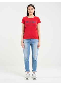 Koszulka damska o klasycznym kroju czerwona Brunona 603 ze sklepu Big Star w kategorii Bluzki damskie - zdjęcie 166958882