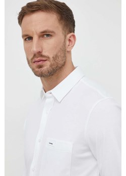 Calvin Klein koszula bawełniana męska kolor biały slim z kołnierzykiem klasycznym ze sklepu ANSWEAR.com w kategorii Koszule męskie - zdjęcie 166976943