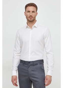 Calvin Klein koszula męska kolor biały slim z kołnierzykiem klasycznym ze sklepu ANSWEAR.com w kategorii Koszule męskie - zdjęcie 166976964