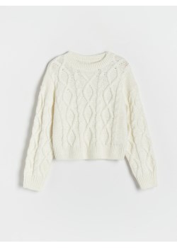 Reserved - Sweter z ozdobnym splotem - złamana biel ze sklepu Reserved w kategorii Swetry dziewczęce - zdjęcie 166984933