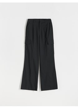 Reserved - Spodnie z kieszeniami cargo - czarny ze sklepu Reserved w kategorii Spodnie damskie - zdjęcie 166987764