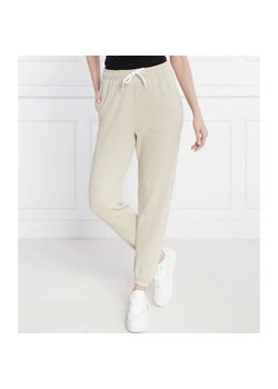 POLO RALPH LAUREN Spodnie dresowe ARCTIC FLEECE | Regular Fit ze sklepu Gomez Fashion Store w kategorii Spodnie damskie - zdjęcie 166995474