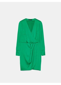 Mohito - Zielona sukienka mini z kopertowym dekoltem - zielony ze sklepu Mohito w kategorii Sukienki - zdjęcie 166998813