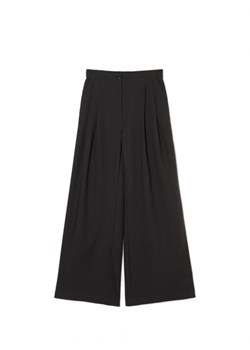 Cropp - Czarne spodnie z wysokiem stanem - czarny ze sklepu Cropp w kategorii Spodnie damskie - zdjęcie 166999054