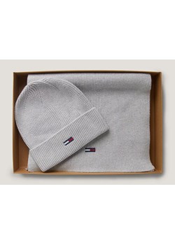 Zestaw czapka + szal Tommy Jeans ze sklepu Darbut w kategorii Czapki zimowe damskie - zdjęcie 167342493