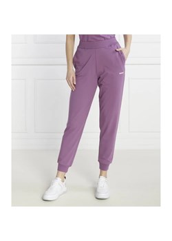 Hugo Bodywear Spodnie dresowe SHUFFLE PANTS | Regular Fit ze sklepu Gomez Fashion Store w kategorii Spodnie damskie - zdjęcie 167351892