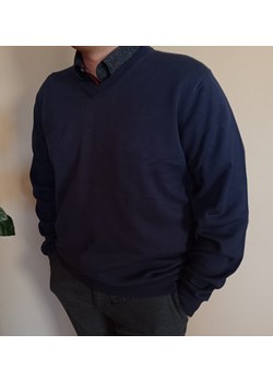 Sweter męski " w serek" granatowym ze sklepu ATELIER-ONLINE w kategorii Swetry męskie - zdjęcie 167379070