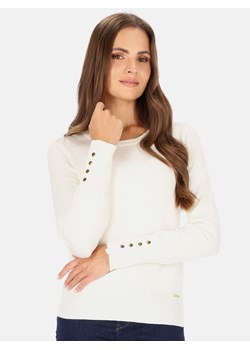 Biały gładki sweter L'AF Sana ze sklepu Eye For Fashion w kategorii Swetry damskie - zdjęcie 167396312