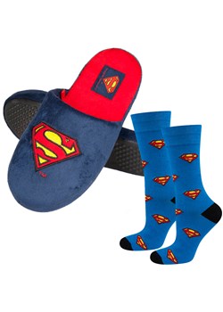 Zestaw 1x Skarpetki męskie kolorowe SOXO Superman i 1x Kapcie męskie Superman ze sklepu Sklep SOXO w kategorii Skarpetki męskie - zdjęcie 167448111