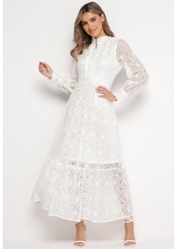 Biała Haftowana Sukienka Maxi Nuriela ze sklepu Born2be Odzież w kategorii Sukienki - zdjęcie 167448690