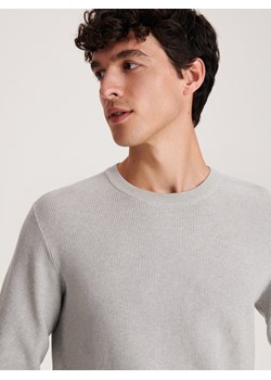 Reserved - Bawełniany sweter - jasnoszary ze sklepu Reserved w kategorii Swetry męskie - zdjęcie 167582542