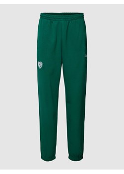 Spodnie dresowe z elastycznym ściągaczem ze sklepu Peek&Cloppenburg  w kategorii Spodnie męskie - zdjęcie 167669180