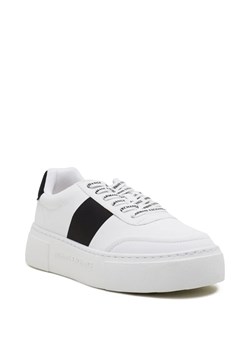 Armani Exchange Sneakersy ze sklepu Gomez Fashion Store w kategorii Buty sportowe damskie - zdjęcie 167701991