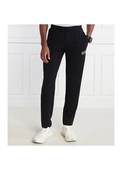 EA7 Spodnie dresowe | Regular Fit ze sklepu Gomez Fashion Store w kategorii Spodnie męskie - zdjęcie 167702650