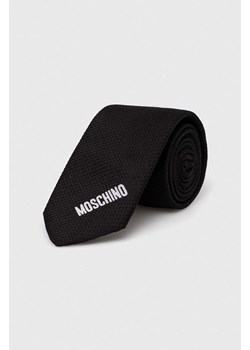 Moschino krawat jedwabny kolor czarny M5662 55058 ze sklepu ANSWEAR.com w kategorii Krawaty - zdjęcie 167712570