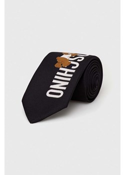 Moschino krawat jedwabny kolor czarny M5766 55059 ze sklepu ANSWEAR.com w kategorii Krawaty - zdjęcie 167712572