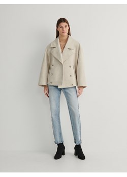 Reserved - Krótki płaszcz dwurzędowy - beżowy ze sklepu Reserved w kategorii Płaszcze damskie - zdjęcie 167746212
