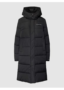 Płaszcz pikowany z kapturem ze sklepu Peek&Cloppenburg  w kategorii Płaszcze damskie - zdjęcie 167749152