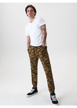 Sinsay - Spodnie jogger - wielobarwny ze sklepu Sinsay w kategorii Spodnie męskie - zdjęcie 167755654
