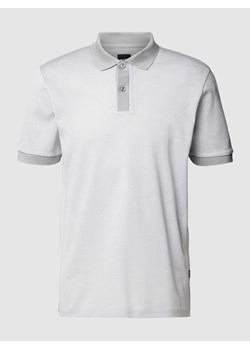Koszulka polo z fakturowanym wzorem model ‘Parlay’ ze sklepu Peek&Cloppenburg  w kategorii T-shirty męskie - zdjęcie 167756770