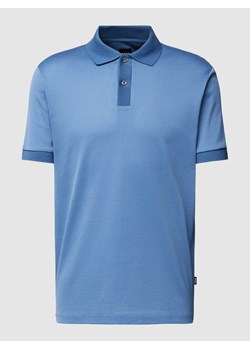 Koszulka polo z fakturowanym wzorem model ‘Parlay’ ze sklepu Peek&Cloppenburg  w kategorii T-shirty męskie - zdjęcie 167756813