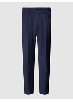 Spodnie materiałowe w kant model ‘CHASY’ ze sklepu Peek&Cloppenburg  w kategorii Spodnie męskie - zdjęcie 167756940