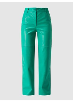 Spodnie z imitacji skóry model ‘Sacci’ ze sklepu Peek&Cloppenburg  w kategorii Spodnie damskie - zdjęcie 167774352