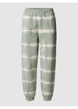 Spodnie dresowe z efektem batiku ze sklepu Peek&Cloppenburg  w kategorii Spodnie damskie - zdjęcie 167776973