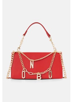 Czerwona torebka do ręki Nobo z logowanym łańcuszkiem ze sklepu NOBOBAGS.COM w kategorii Kopertówki - zdjęcie 167788933