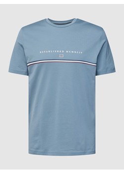 T-shirt z detalem z logo ze sklepu Peek&Cloppenburg  w kategorii T-shirty męskie - zdjęcie 167791051