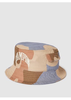Czapka typu bucket hat ze wzorem moro ze sklepu Peek&Cloppenburg  w kategorii Kapelusze męskie - zdjęcie 167793512