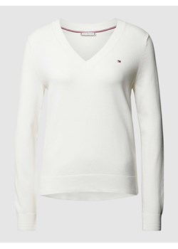 Sweter o normalnym kroju w jednolitym kolorze ze sklepu Peek&Cloppenburg  w kategorii Swetry damskie - zdjęcie 167808803