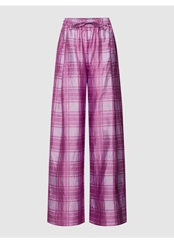 Spodnie materiałowe z wzorem w kratę ze sklepu Peek&Cloppenburg  w kategorii Spodnie damskie - zdjęcie 167810643