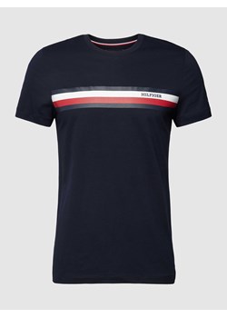T-shirt o kroju slim fit z nadrukiem z logo ze sklepu Peek&Cloppenburg  w kategorii T-shirty męskie - zdjęcie 167812263
