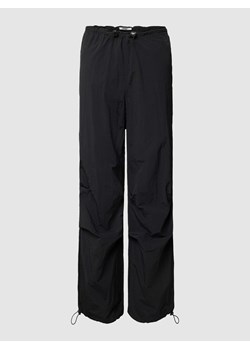 Spodnie z elastycznym pasem ze sklepu Peek&Cloppenburg  w kategorii Spodnie damskie - zdjęcie 167816354