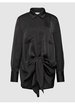 Bluzka z wiązanym detalem — NovaLanaLove x P&C* ze sklepu Peek&Cloppenburg  w kategorii Koszule damskie - zdjęcie 167817160