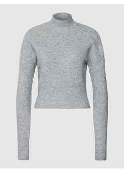Sweter z dzianiny ze stójką model ‘NELLA’ ze sklepu Peek&Cloppenburg  w kategorii Swetry damskie - zdjęcie 167817943