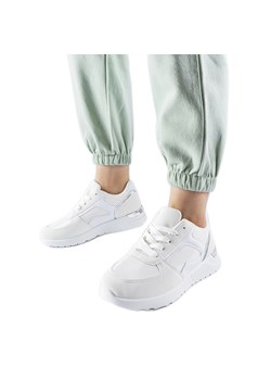 Białe sneakersy z łączonych materiałów Gallo ze sklepu ButyModne.pl w kategorii Buty sportowe damskie - zdjęcie 167872773