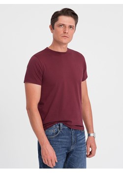 Męski klasyczny bawełniany T-shirt BASIC - bordowy V6 OM-TSBS-0146 ze sklepu ombre w kategorii T-shirty męskie - zdjęcie 167874920