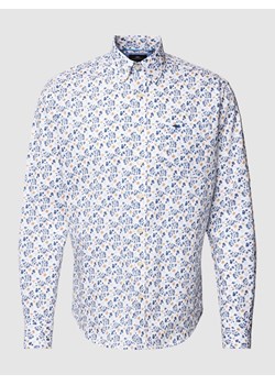 Koszula casualowa o kroju slim fit z detalem z logo ze sklepu Peek&Cloppenburg  w kategorii Koszule męskie - zdjęcie 167881901